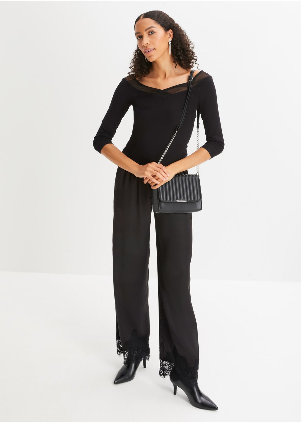 Pantalon en satin avec dentelle