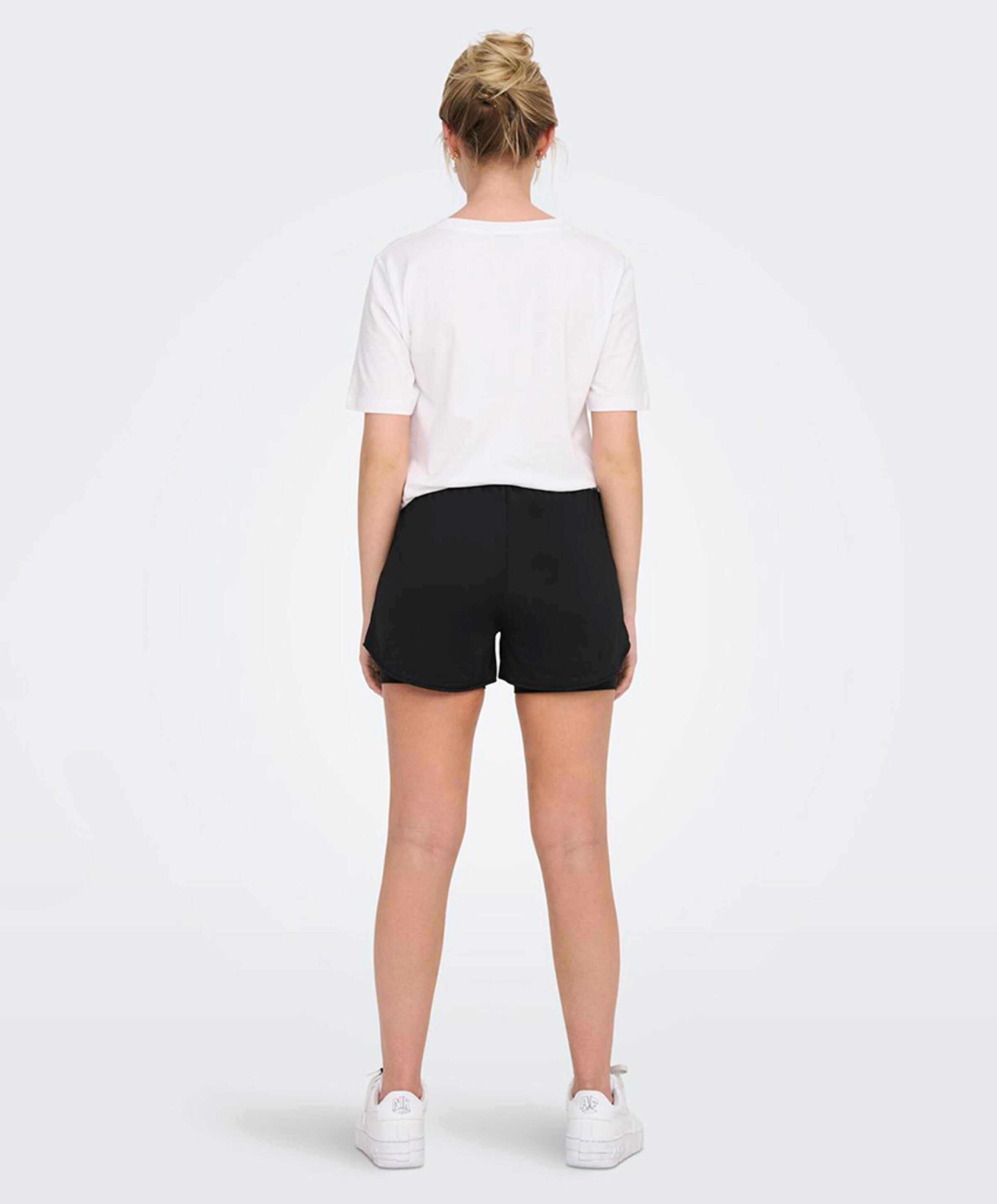 Only play ONPMILA-2 LOOSE TRAIN SHORTS NOOS dames shorts zwart