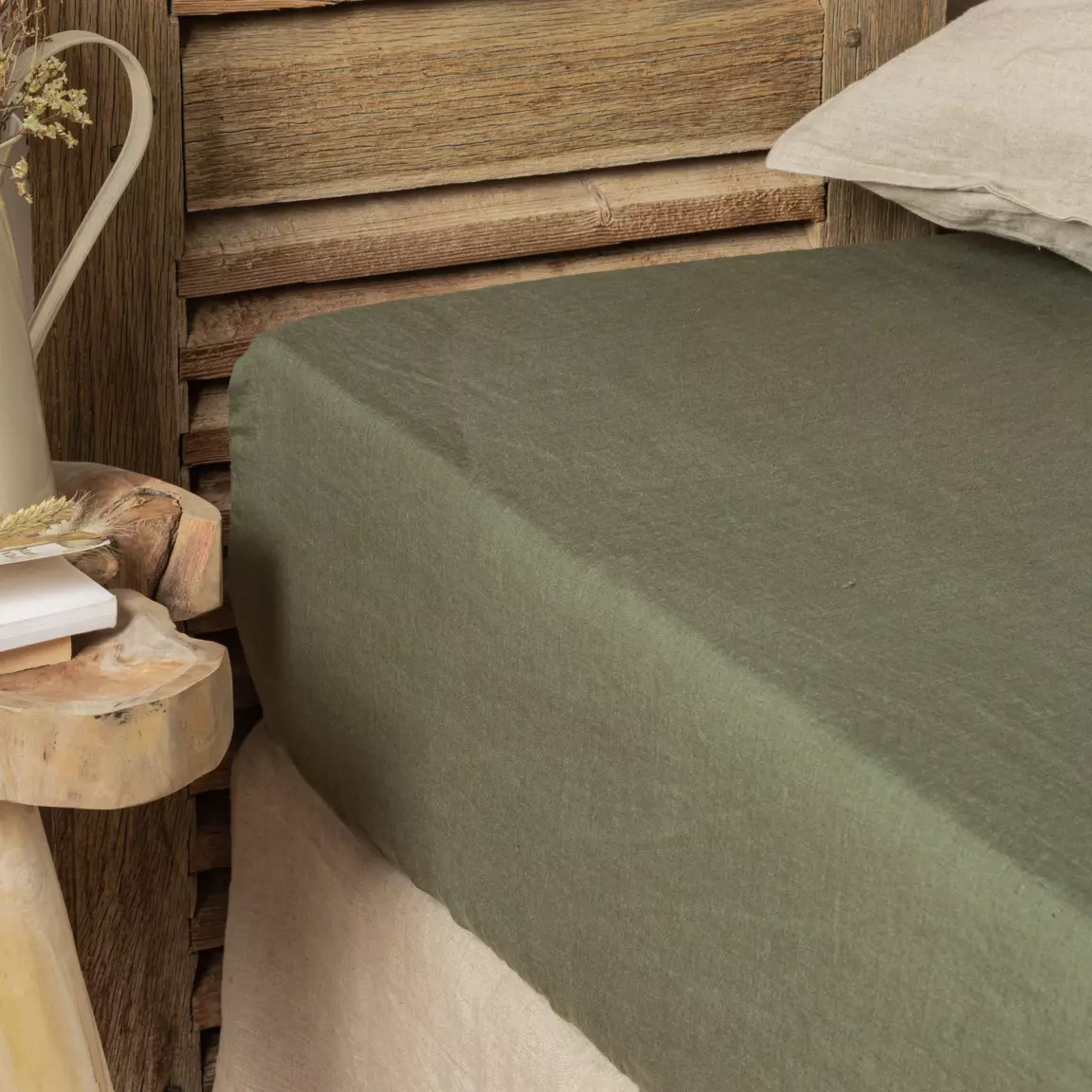 Drap housse lin lavé (180 x 200 cm) Louise Vert romarin