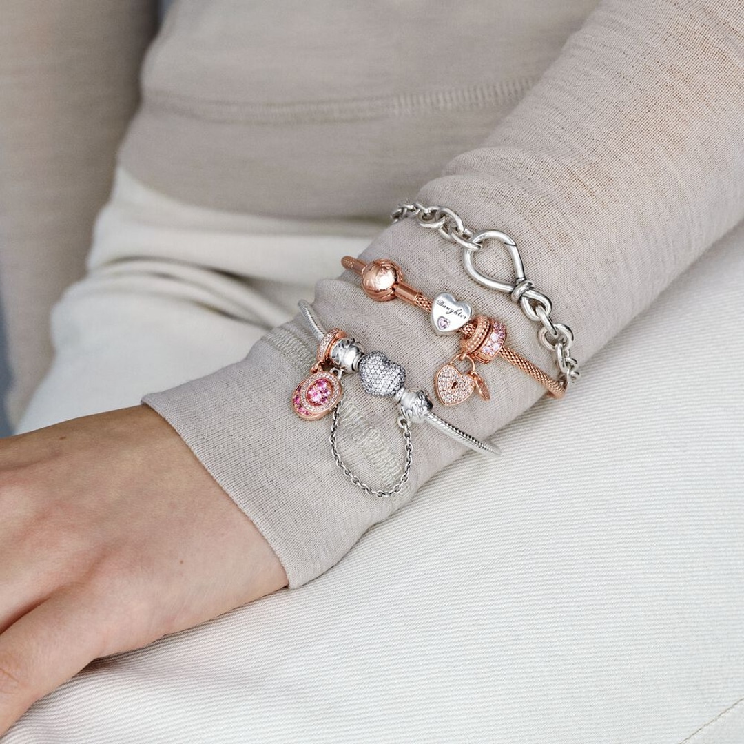 Pandora Moments Schlangen-Gliederarmband mit Funklendem Herz-Verschluss