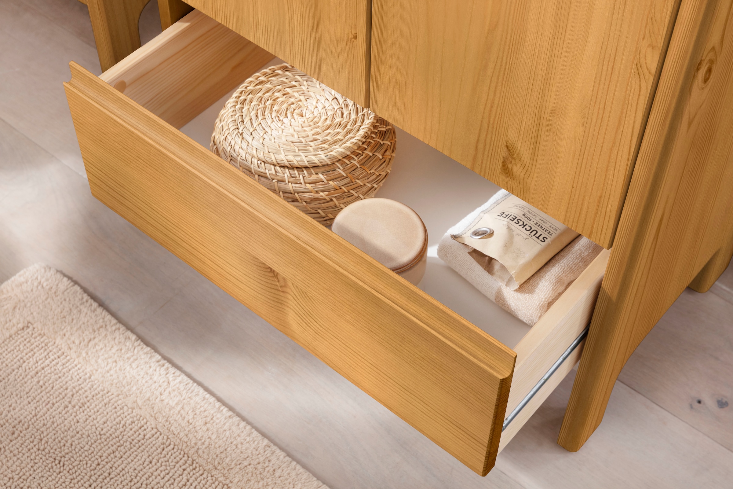 GOODproduct Waschbeckenunterschrank »Jorrick« Breite 60 cm, Kiefer mit Bio Öl/Wachs behandelt, Siphonausschnitt