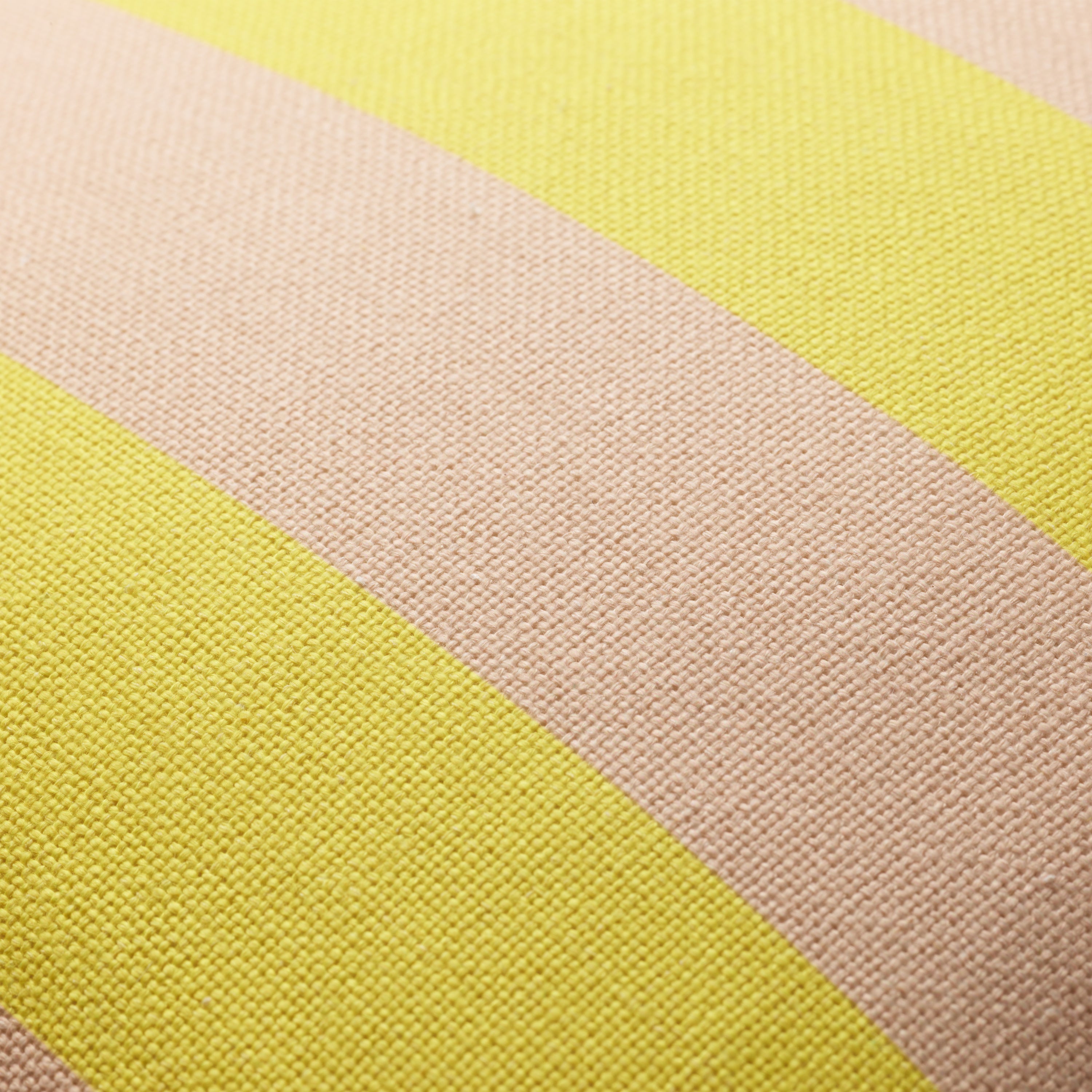 FÃST Stripes & Checks Sierkussen 45 x 45 cm - Yellow / Sand
