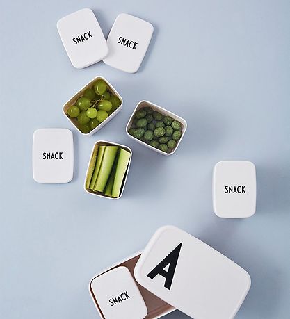 Design Letters Snackbox - Weiß m. Text