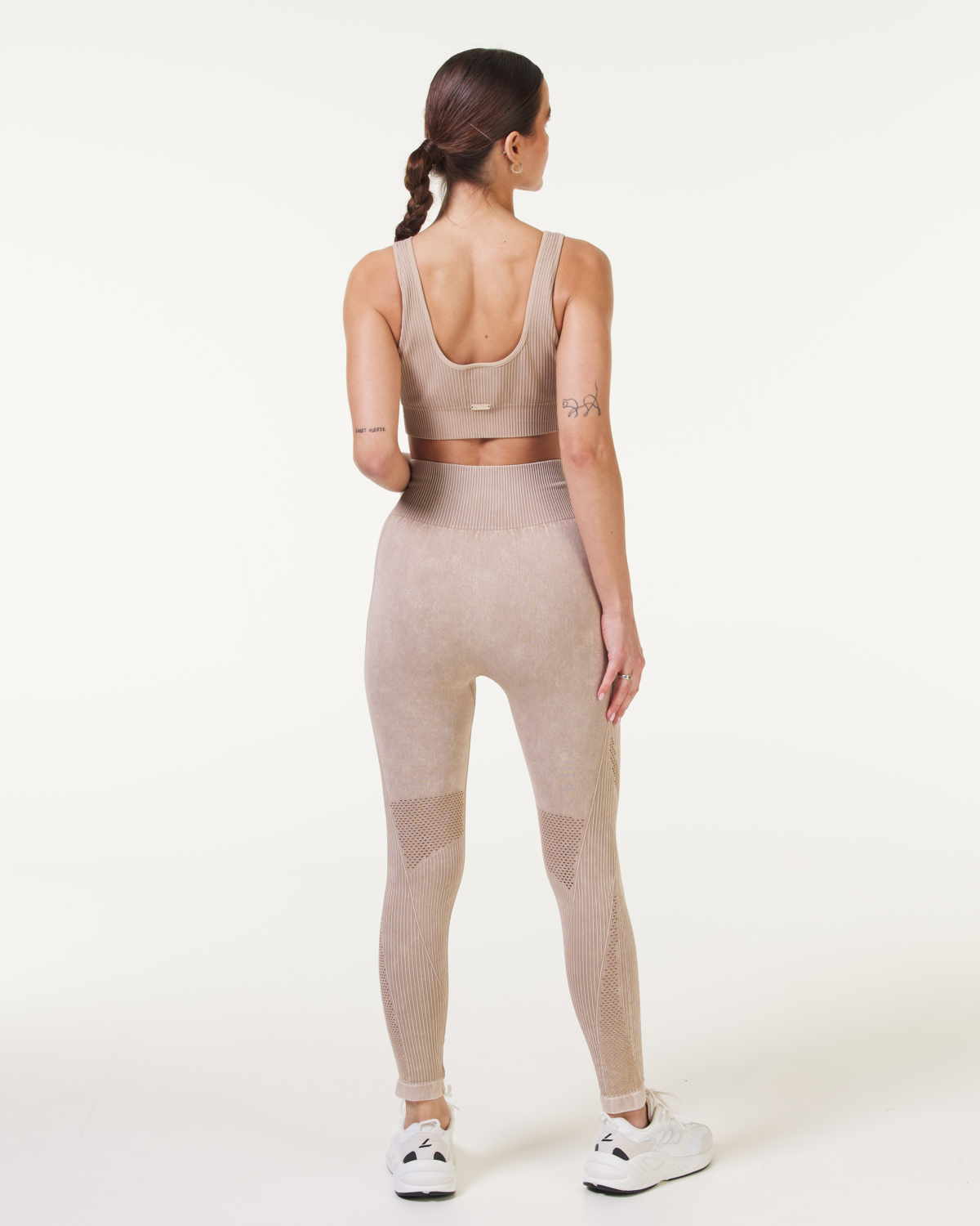 Bumpro Wave Seamless Mesh Tights Beige Sandwash
