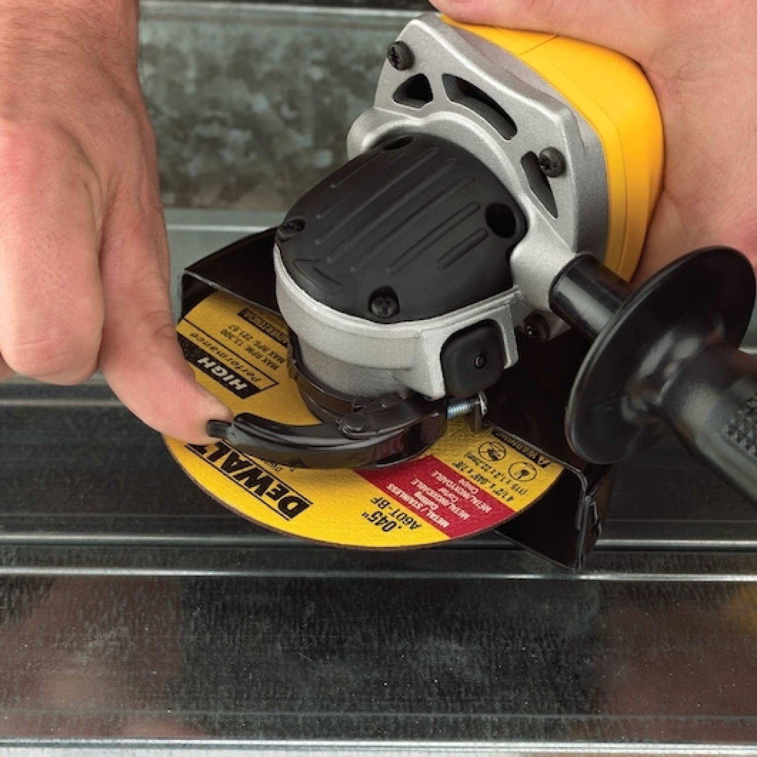 DeWALT DCG412M2 18V Li-Ion Accu haakse slijper set (2x 4.0Ah accu) in koffer - 125mm