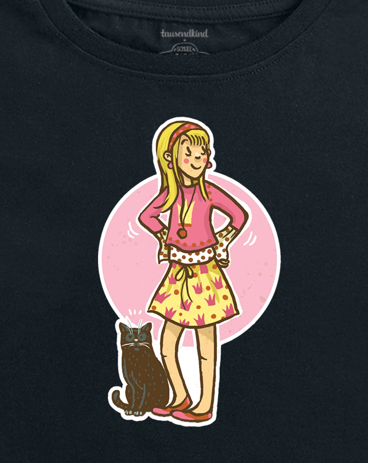 T-Shirt HELENE & KARAJAN in schwarz