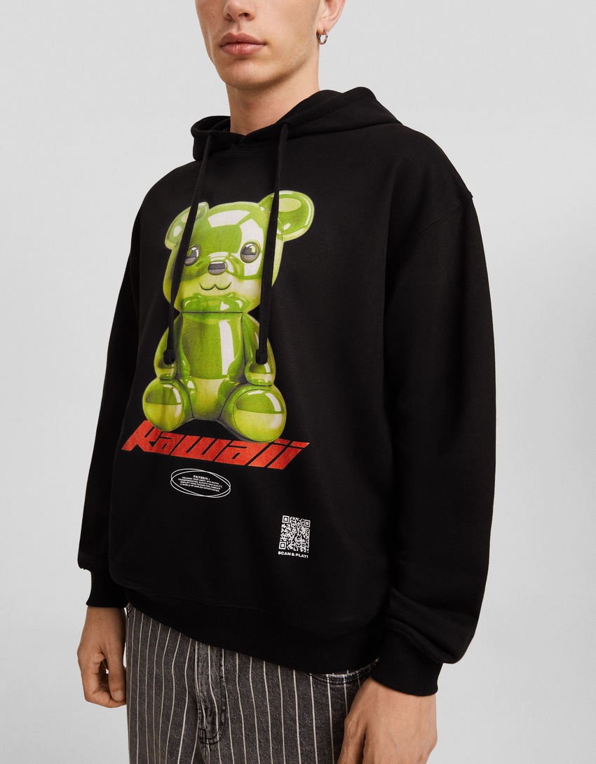 Moletom com capuz Bershka Wearable Art com estampa