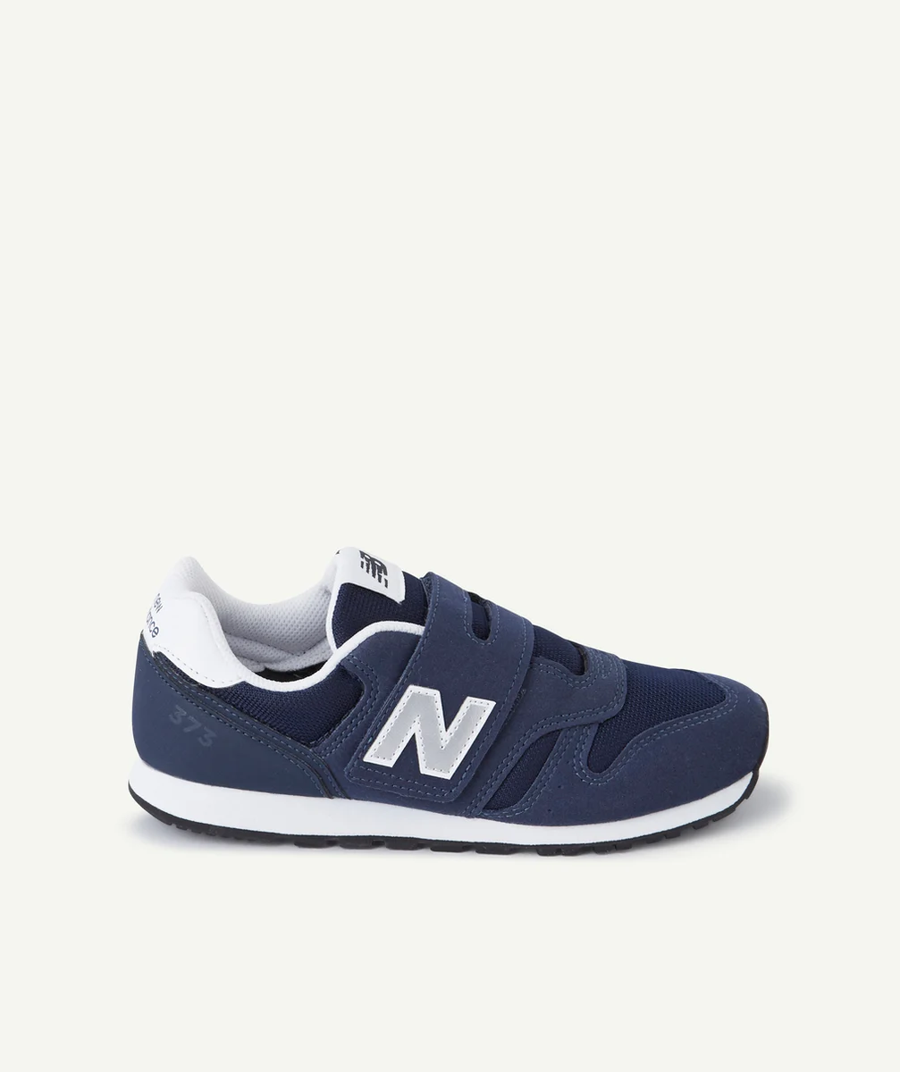 NEW BALANCEBASKETS 373 BLEUES ET BLANCHES AVEC LOGO COULEUR ARGENTÉE