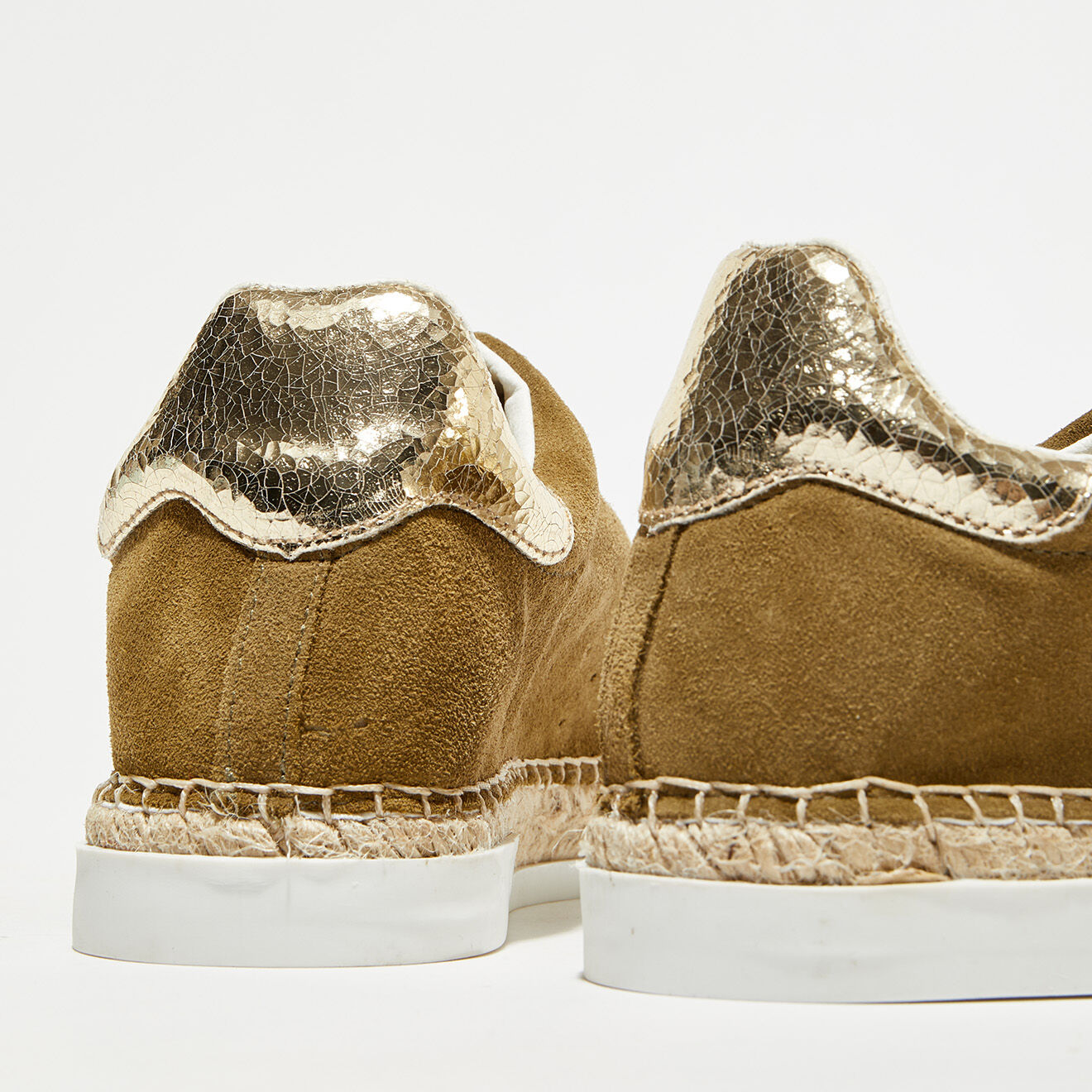 Canal Saint Martin Sneakers en Velours de Cuir Lancry kaki