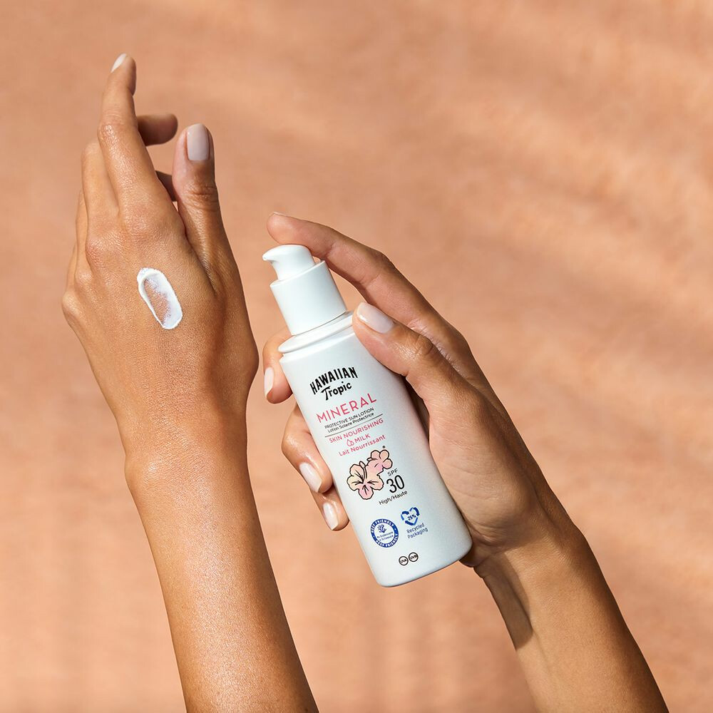 Hawaiian Tropic Mineral Sunmilk Lotion SPF 30100 ml