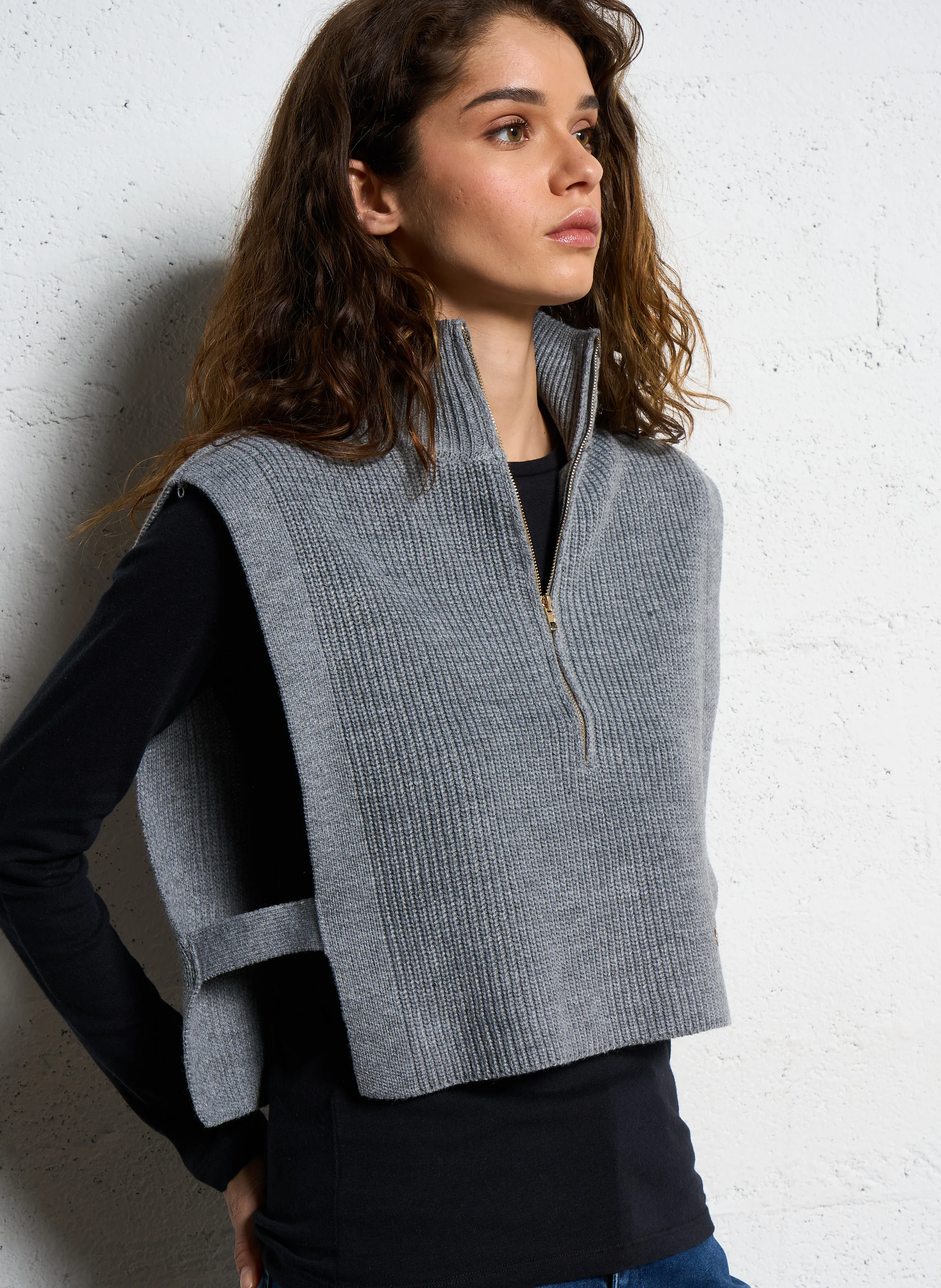 MAEVA - Pull sans manches côtelé | Gris