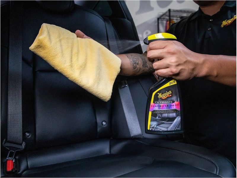 Meguiar's Lederreiniger Ultimate Leather Detailer 473 ml 3 in 1 für Reinigung, Pflege und Schutz von Leder