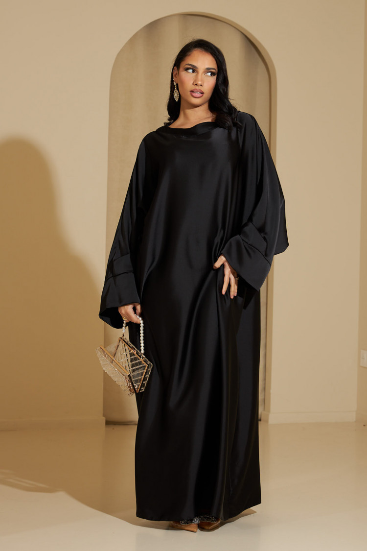 Abaya noire ample satinée