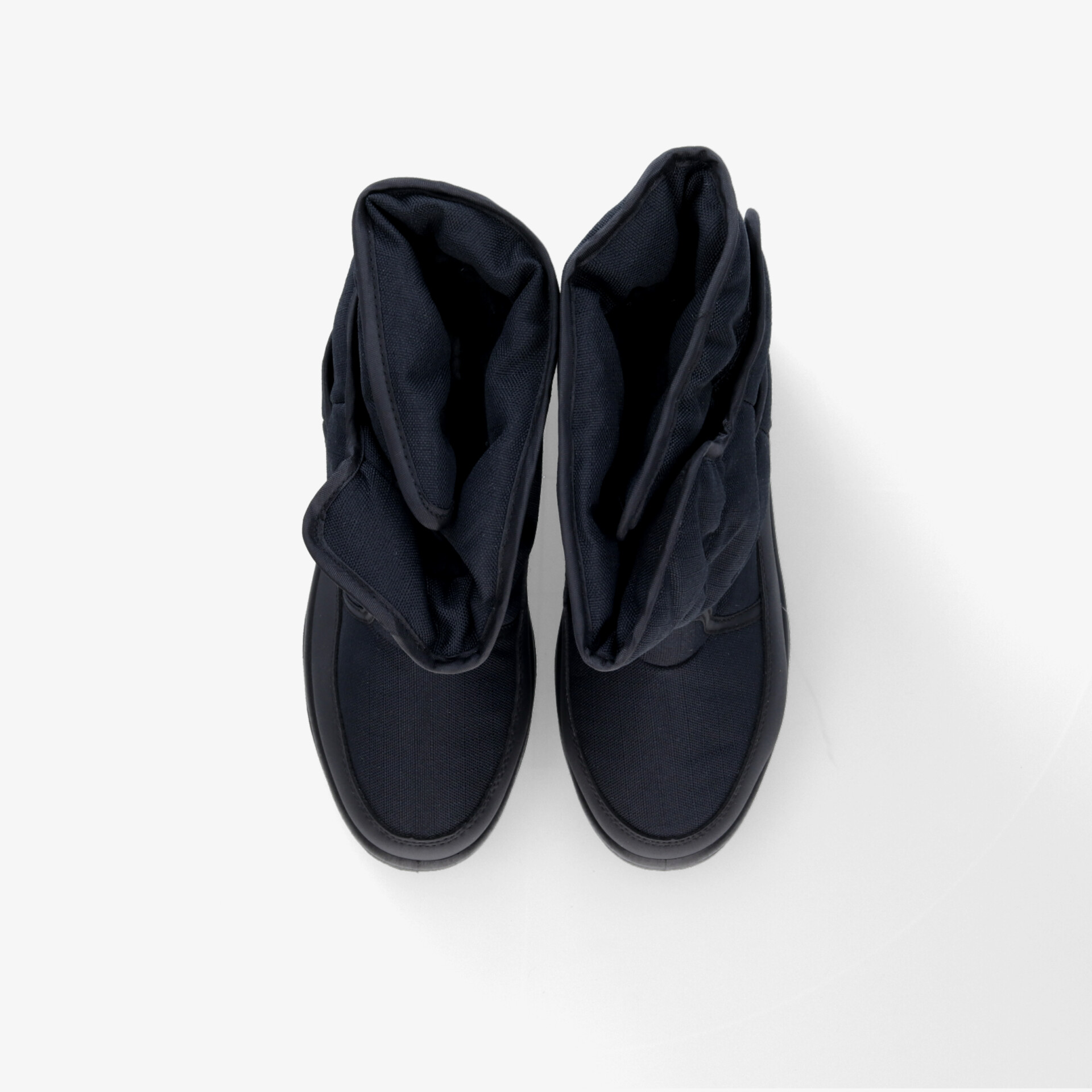 AVIC ADVENTURE Damen klassische Stiefel schwarz