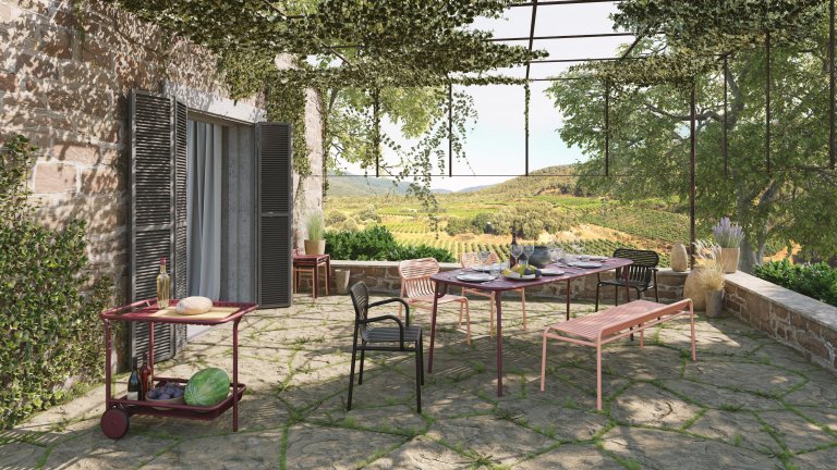 Petite Friture Week-end tuinstoel met armleuningen zwart