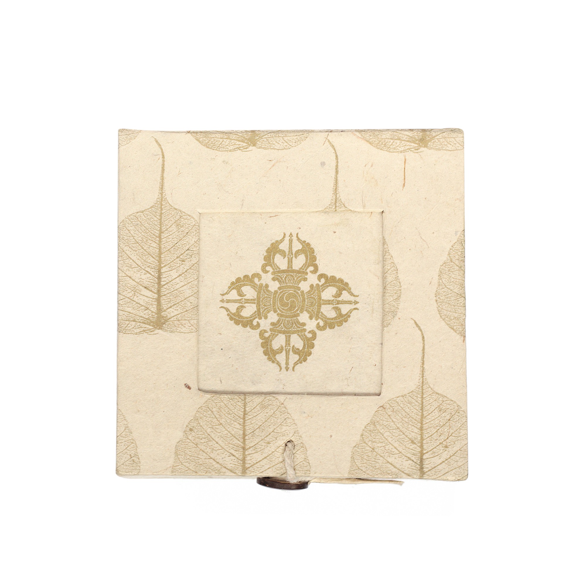 Lokta Box Peepal Vajra, altweiß, T 11 cm, B 11 cm, H 5,5 cm von fischer's lagerhaus