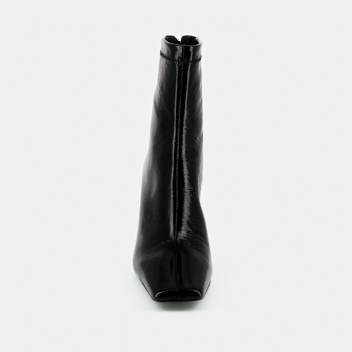 Bottines à talon  en cuir brillant noir