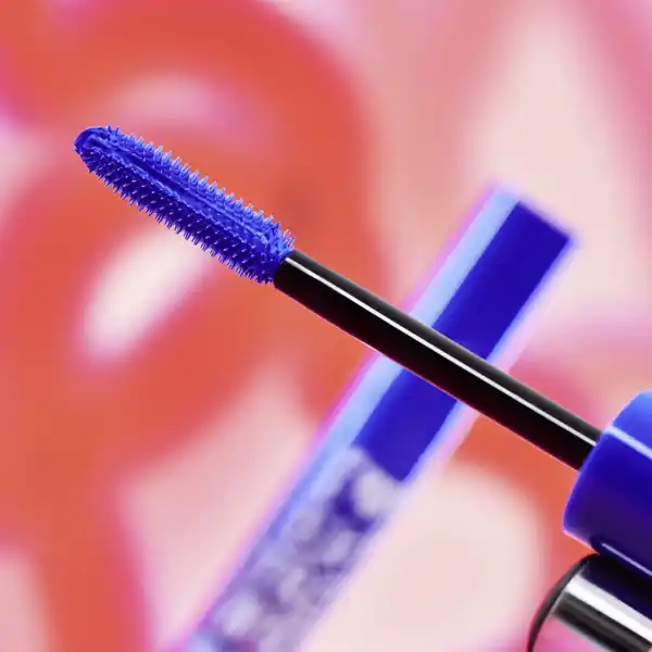 I LOVE EXTREME BLUE crazy volume mascara