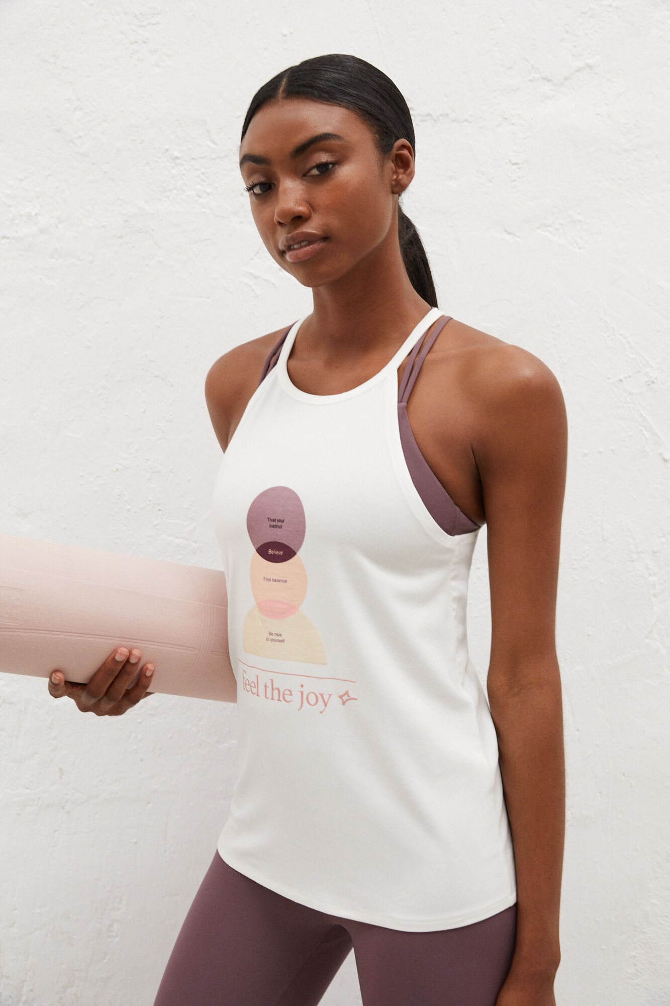 Regata branca estilo halter - bege