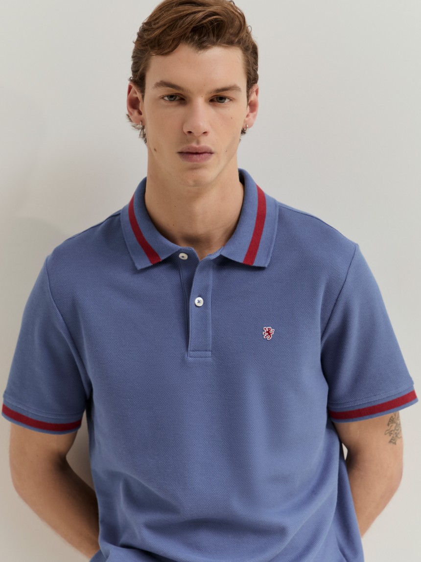 Polo de manga curta em algodão