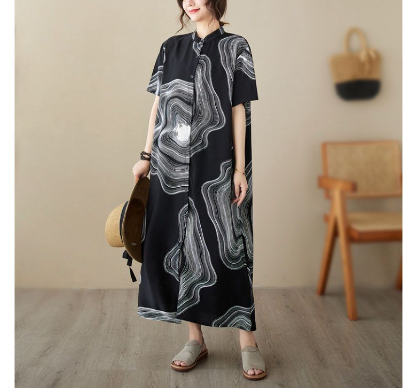 Shinobu - Midi-jurk met korte mouwen en print