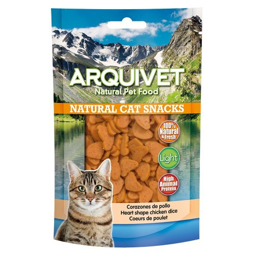 Petisco para gatos em formato de coração com sabor de frango