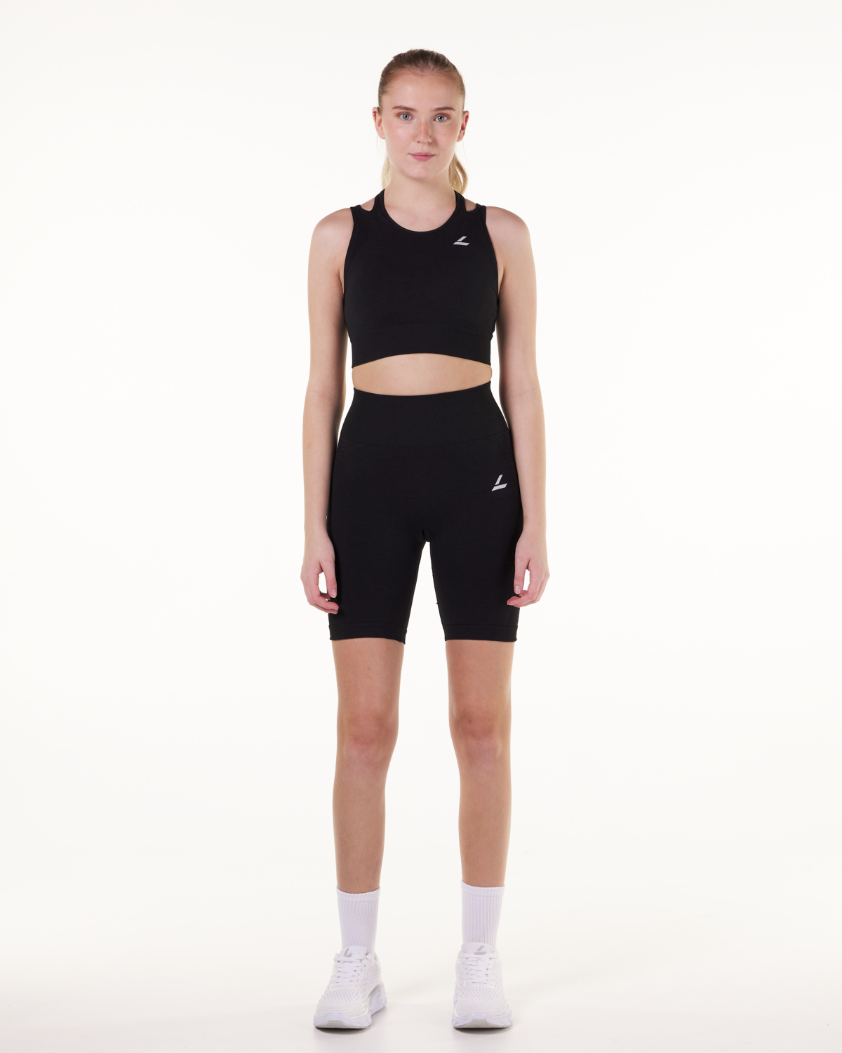 LEVITY Solar Seamless Shorts Black 22