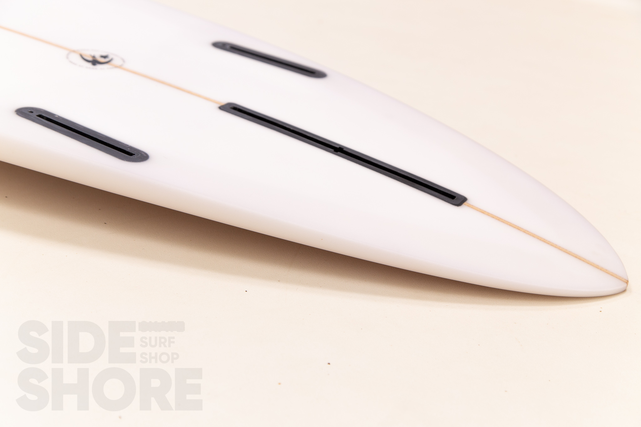 Mc Tavish Fireball Evo 2 - 8'6'' x 22 1/2'' x 2 3/4'' - 2 1 - US Box / Futures