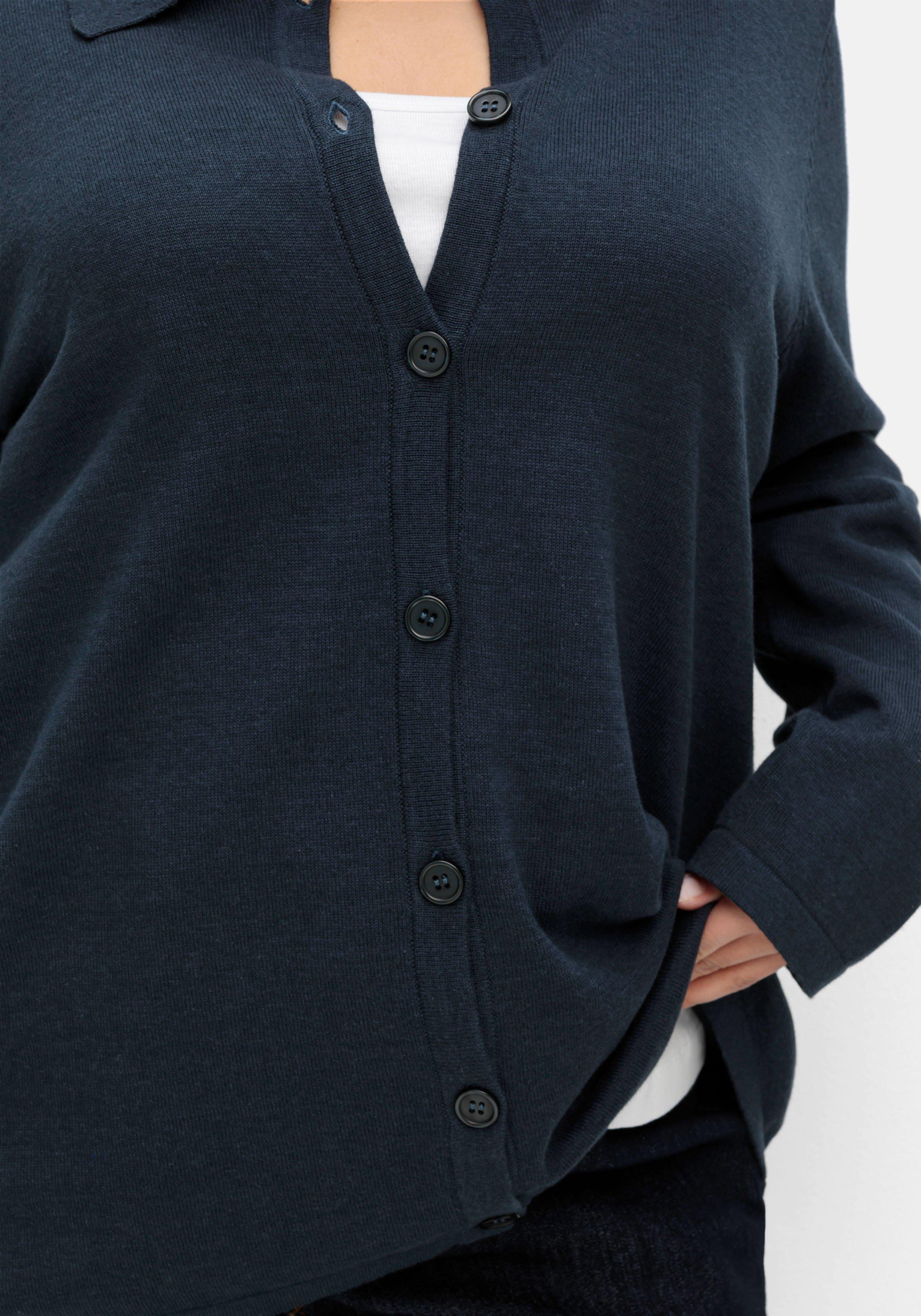 Strickjacke in Petite Passform, mit Polokragen
