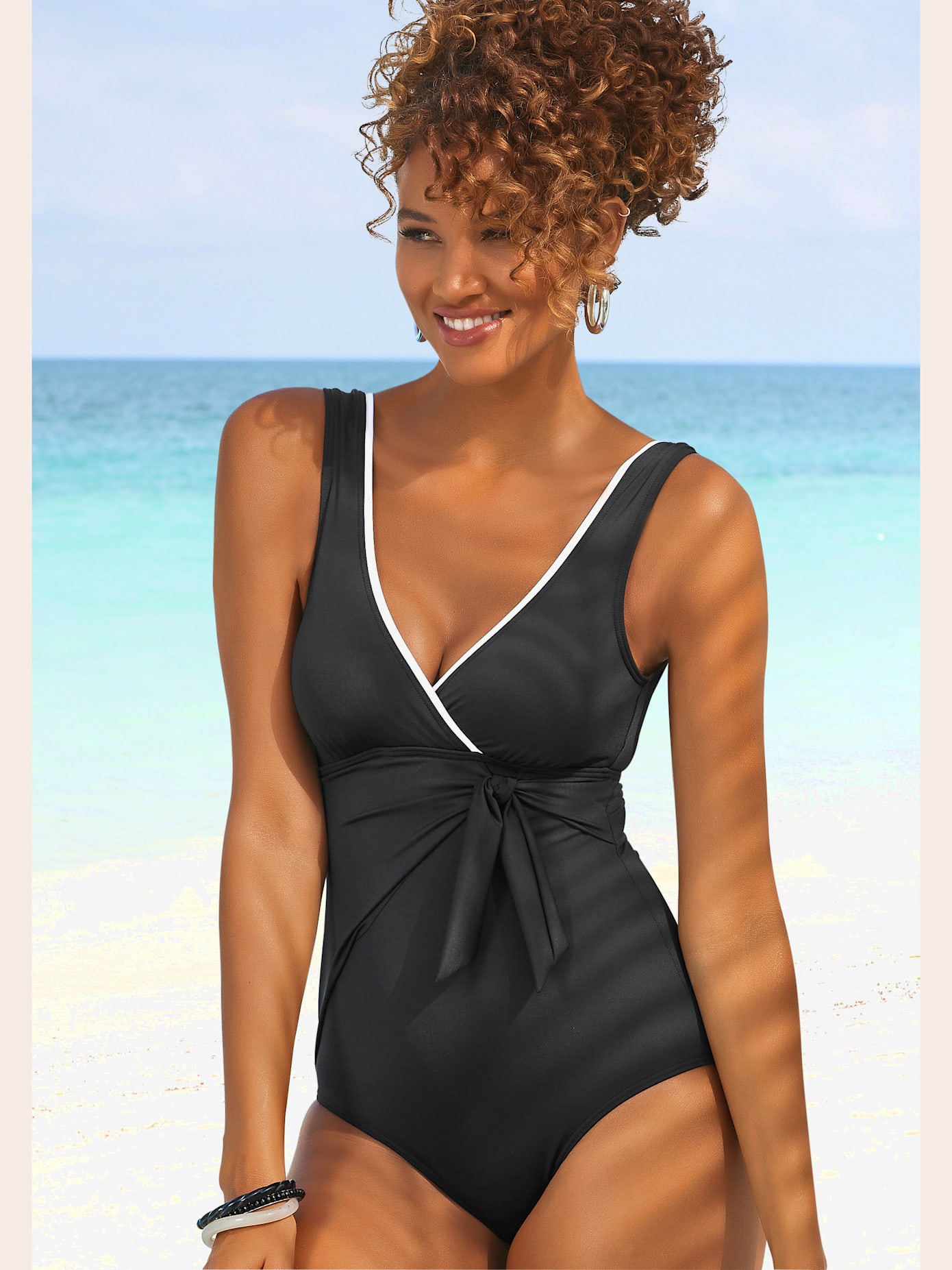 Maillot de bain effet cache-cœur
