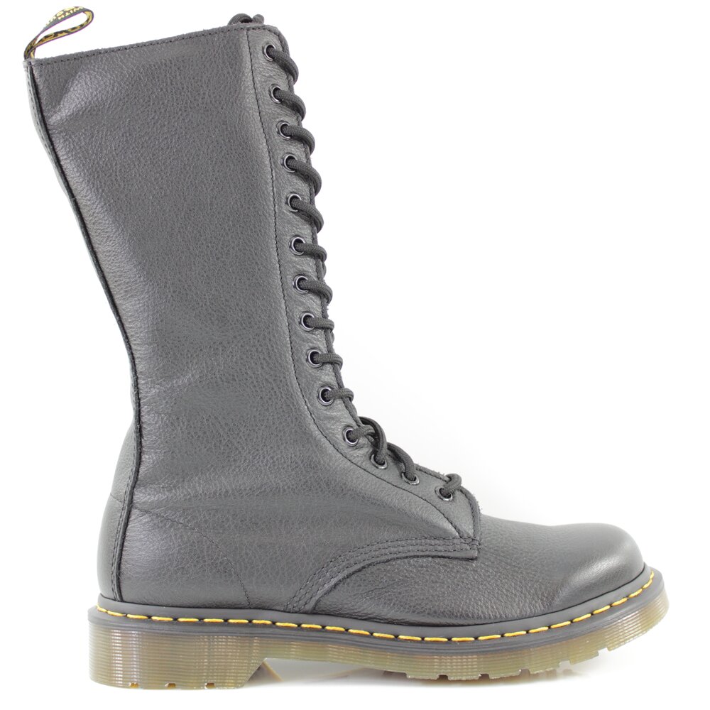 Dr. Martens Stiefel
