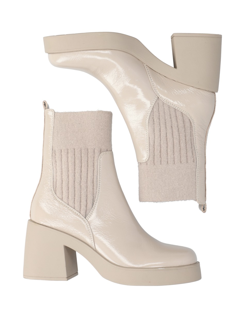 Lackleder Stiefelette