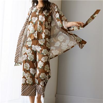 Pyjama femme satin fleurs japonaises - BECQUET CRÉATION