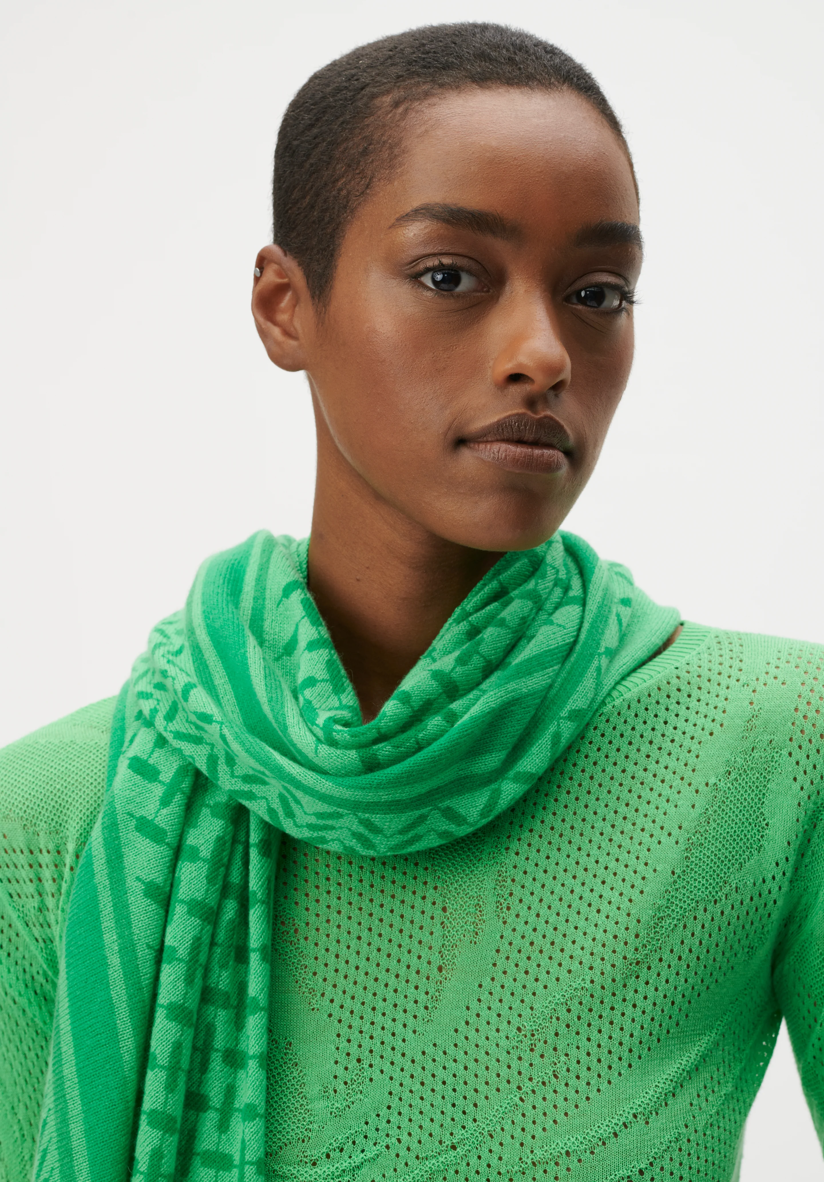 Lala Berlin  Triangle Trinity Classic M tørklæde - Dark Apple Green