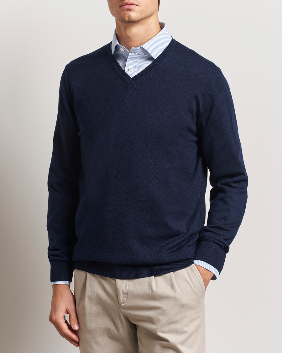Charles Tyrwhitt Pure Merino V-Neck Jumper Navy