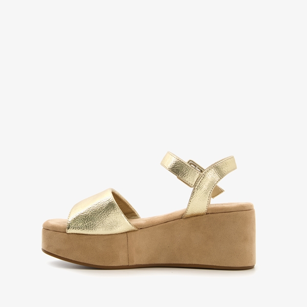 Blue Box dames sandalen met sleehak goud