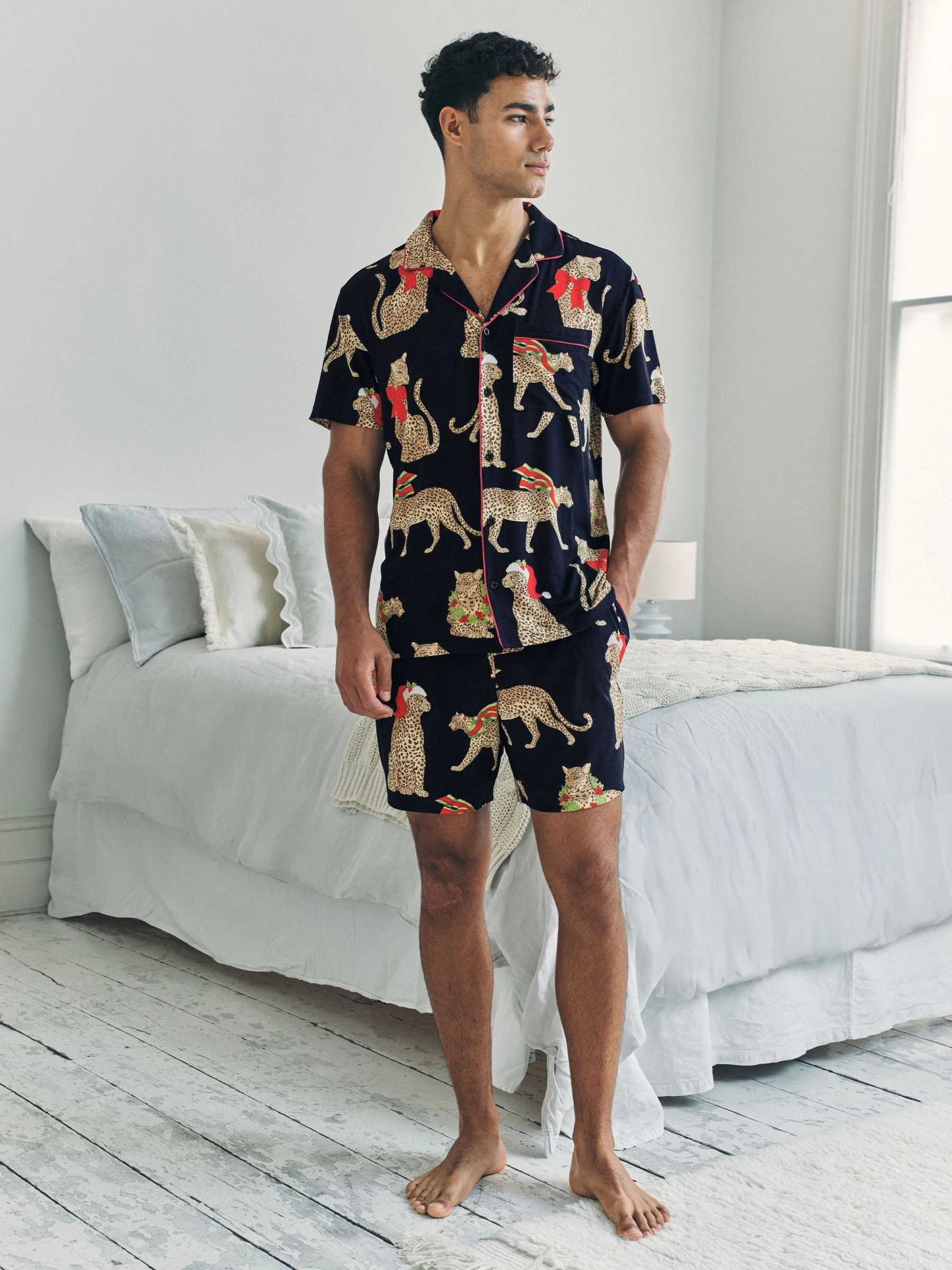 Chelsea Peers - Kerstshortpyjama met luipaardprint