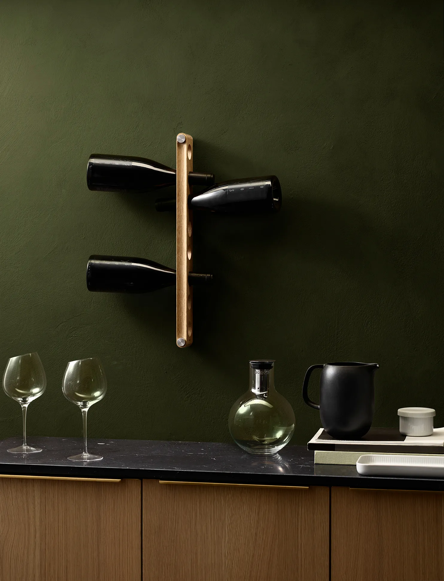 Eva Trio Nordic Kitchen Vinreol