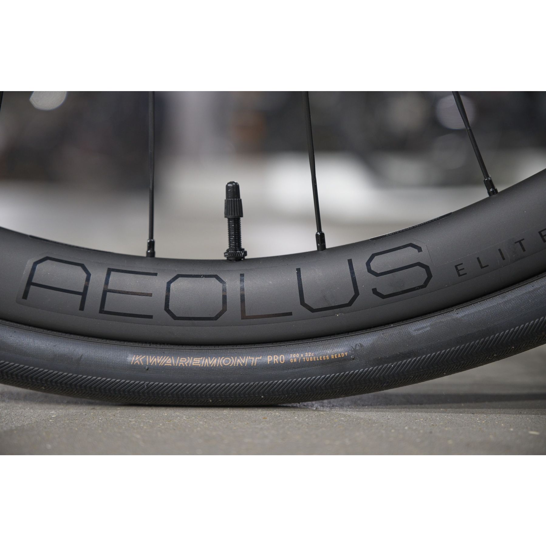 Trek Domane SL 6 Gen 4 2026