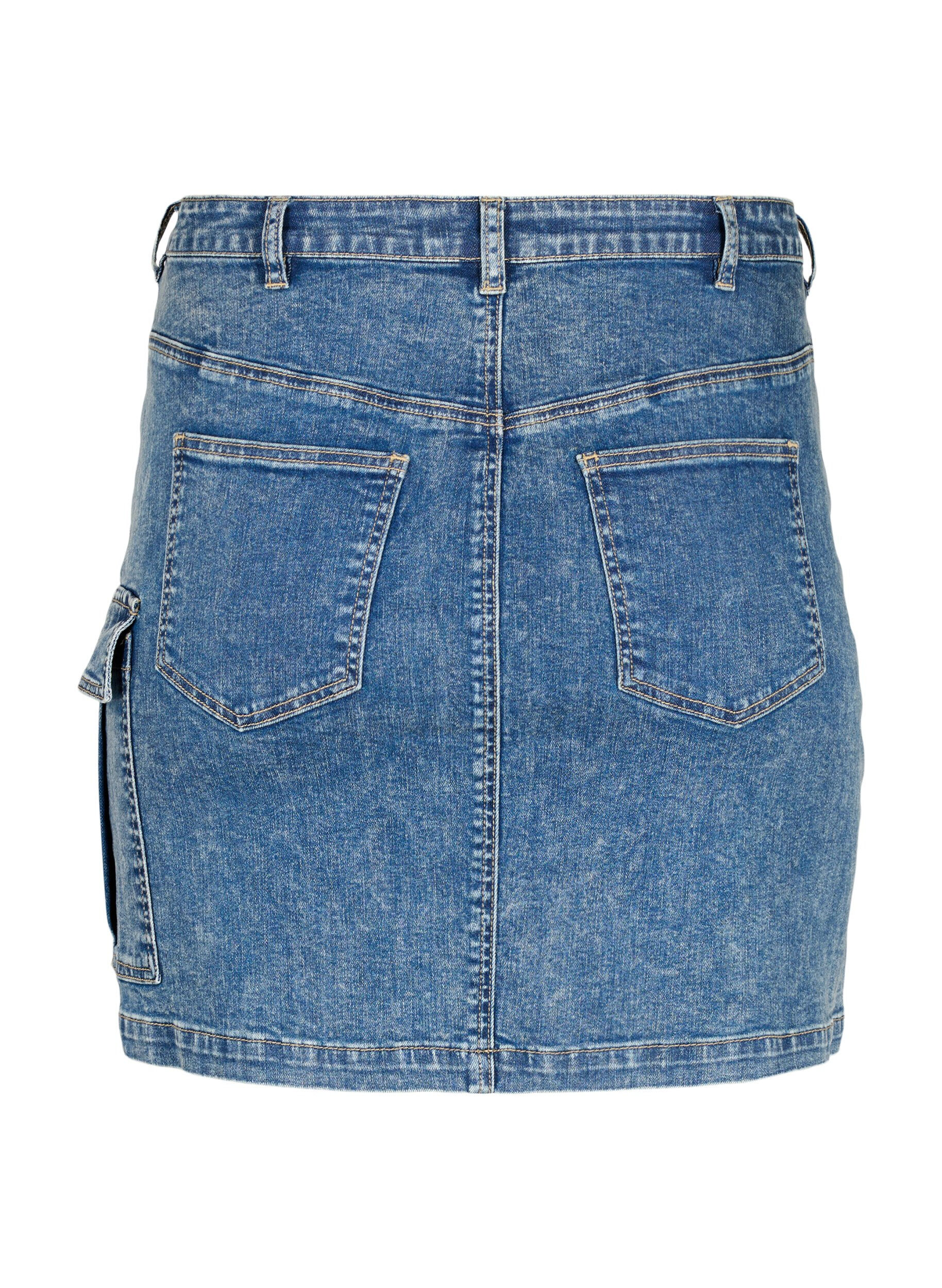 Tætsiddende denim nederdel med cargolomme