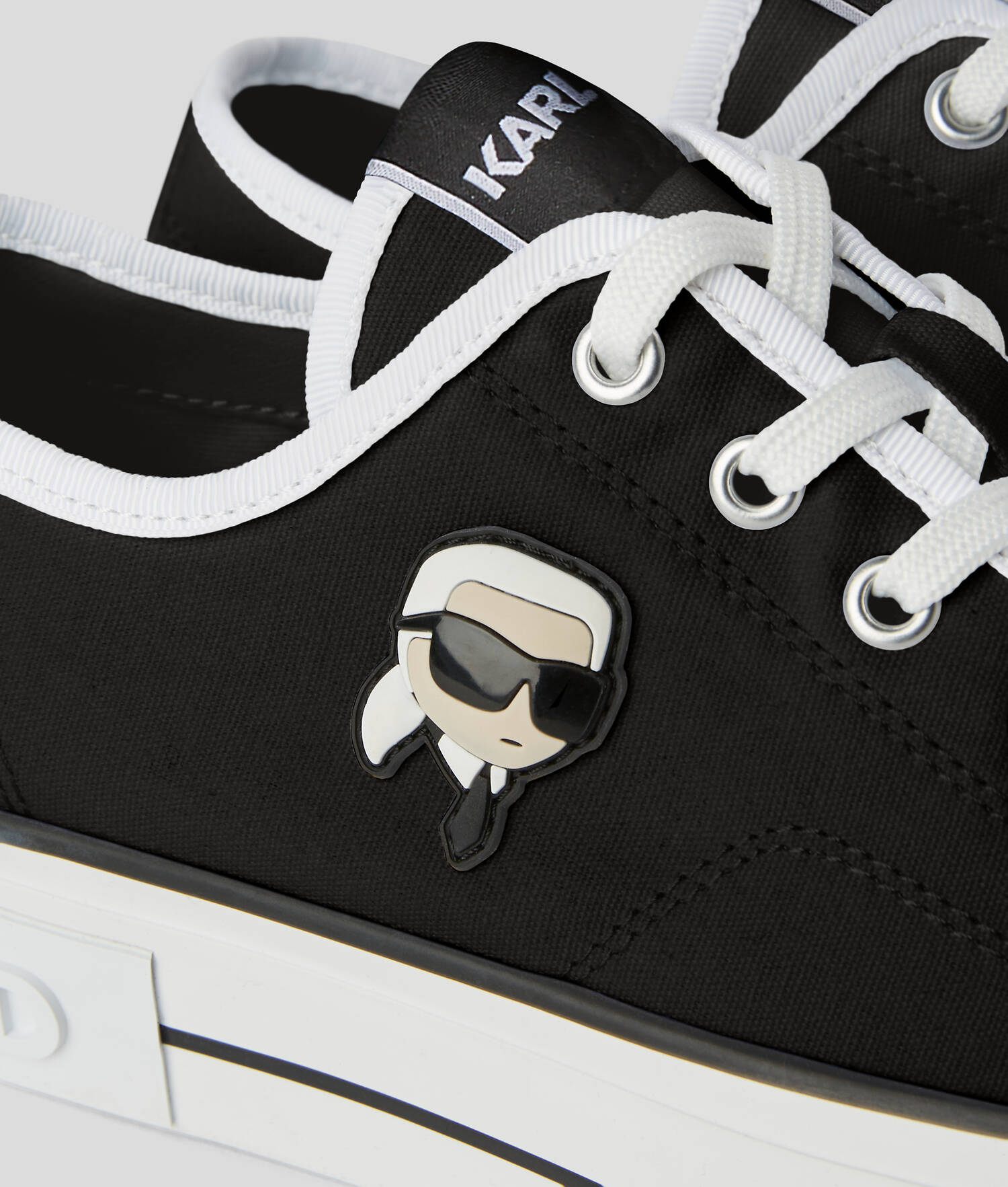 BASKETS K/IKONIK KAMPUS MAX