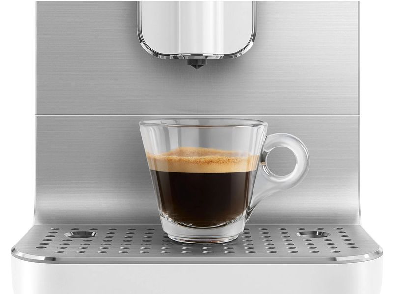 SMEG Kaffeevollautomat Collezione BCC11WHMEU Weiss matt Espressomaschine
