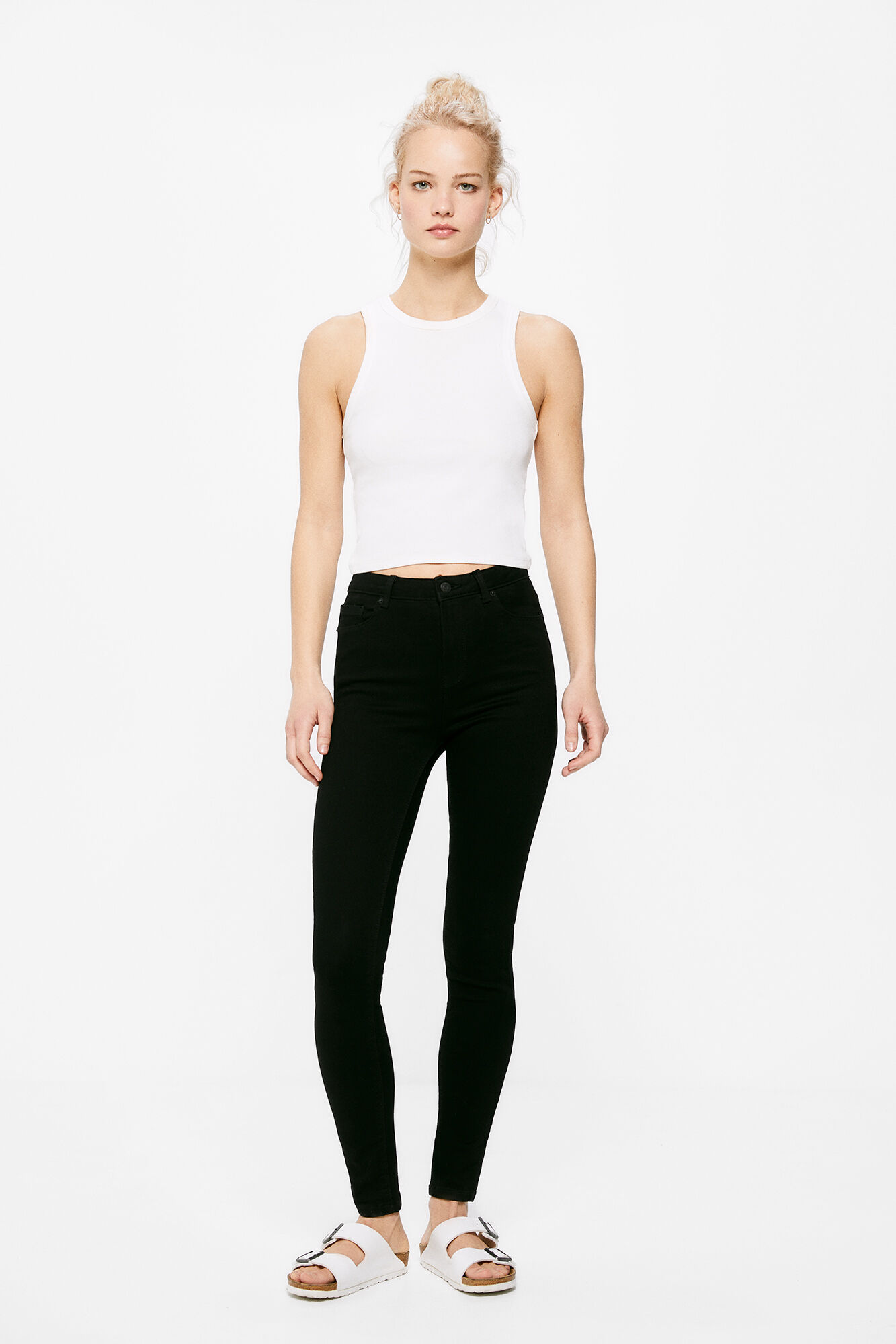 Calça jeans jegging com lavagem sustentável - preta