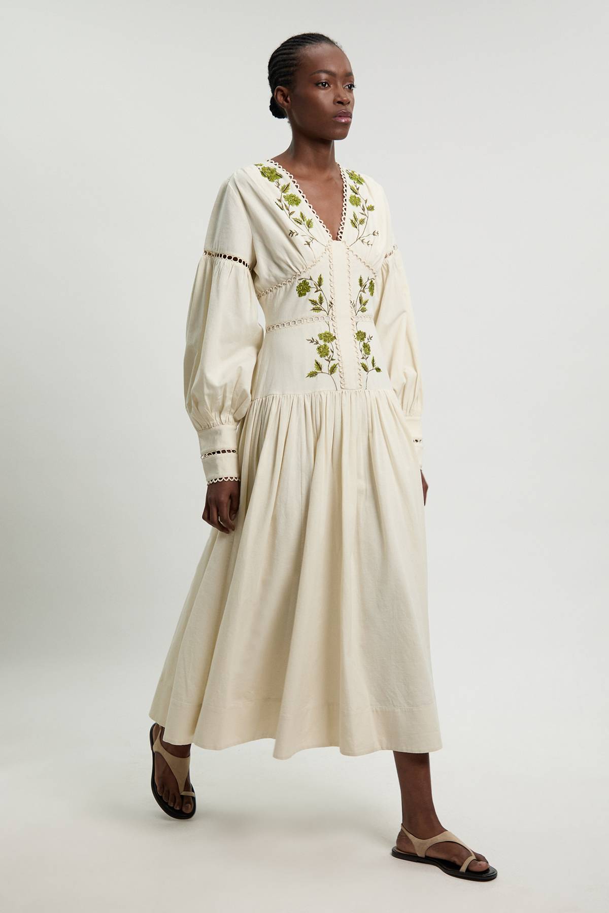 KarenMillen Robe Longue Maxi En Sergé De Coton Tissé Brodé De Roses À Manches Longues