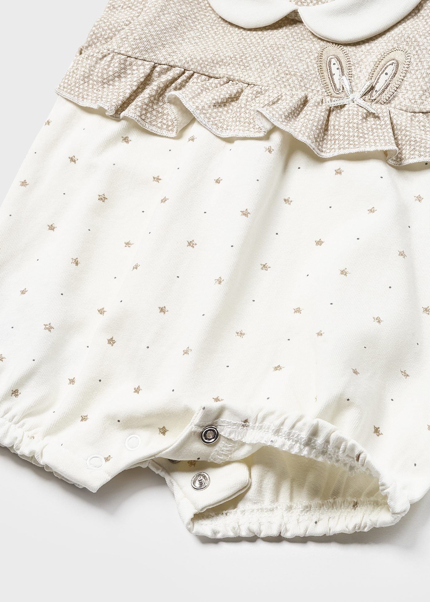 Pijama de algodão sustentável com gola para recém-nascidos