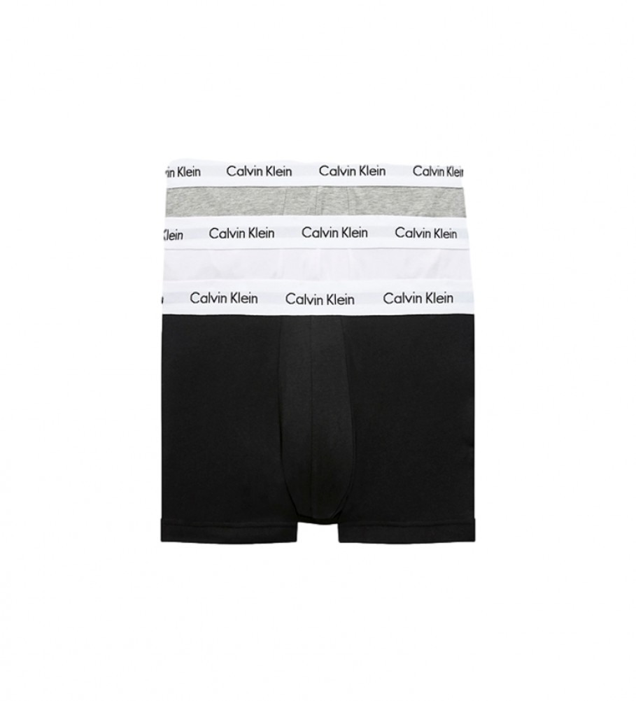 Conjunto com 3 Cuecas Boxer Calvin Klein, nas cores Preto, Branco e Cinza.