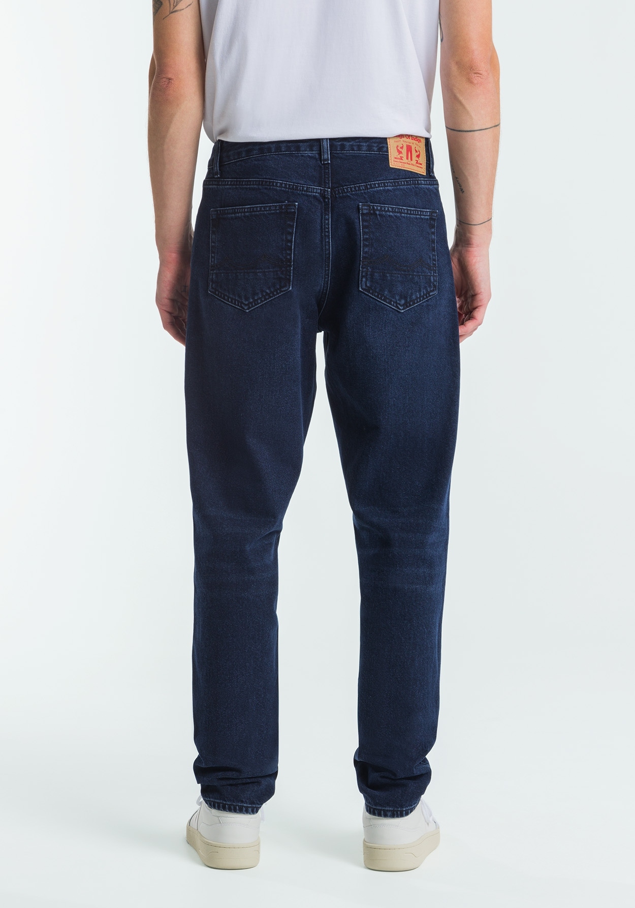 Kings Of Indigo Jeans Sushan Holo Blue Black Worn