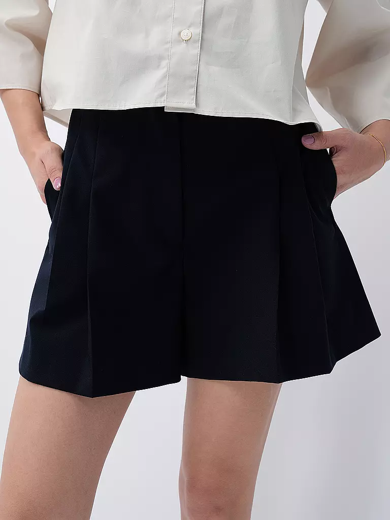 TIGER OF SWEDEN Shorts MIIDA schwarz