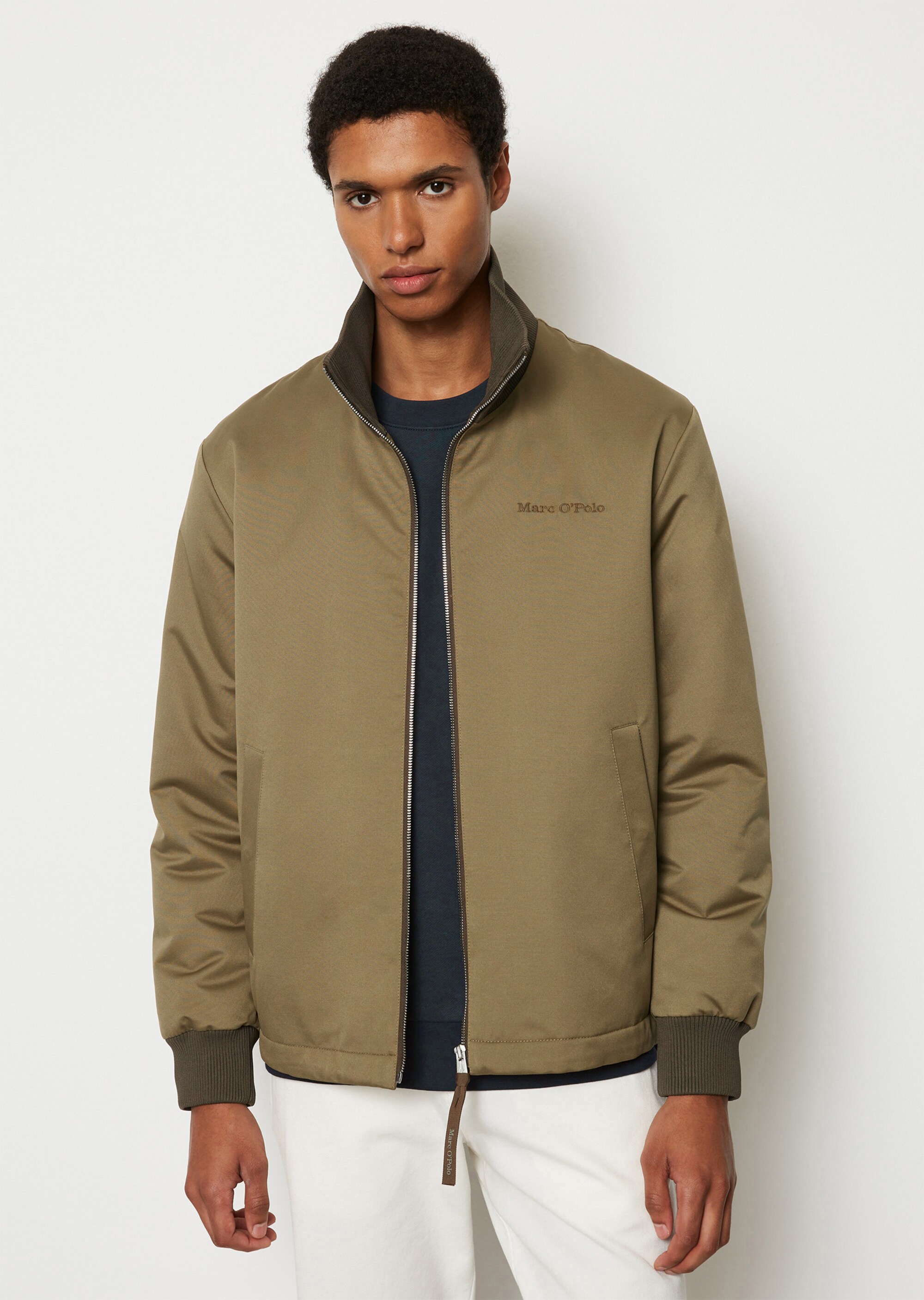 Jacke regular in wattierter Canvas-Qualität