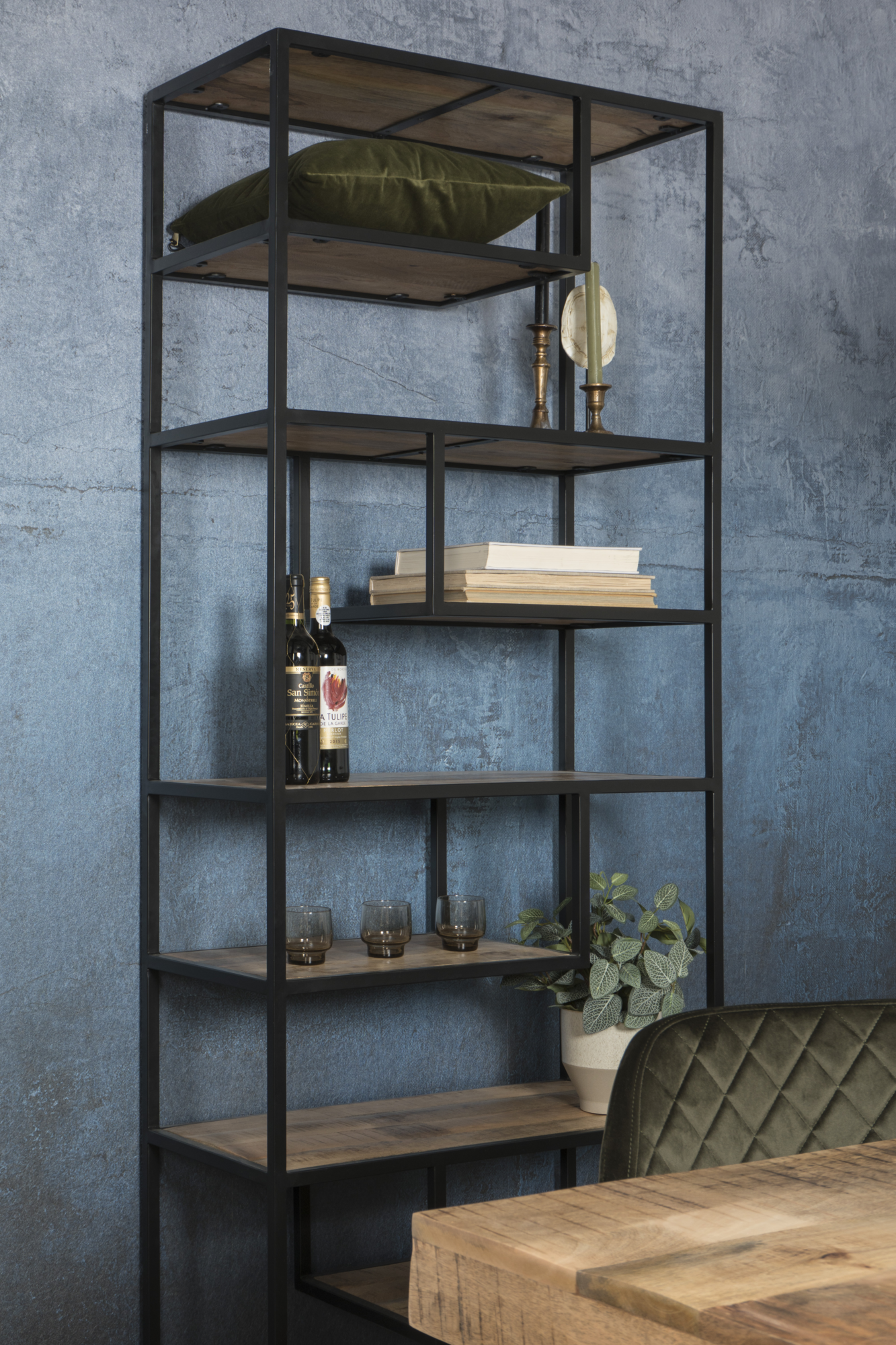 Vakkenkast Huub Hout 210 x 80 cm